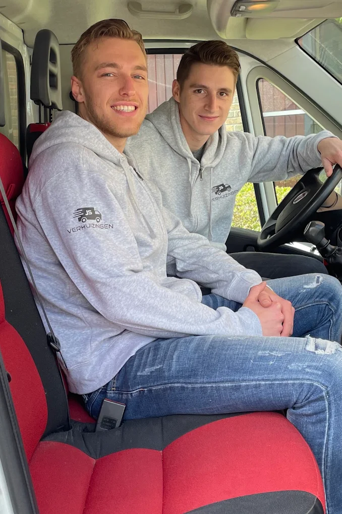 Jason en collega van JS Verhuizingen